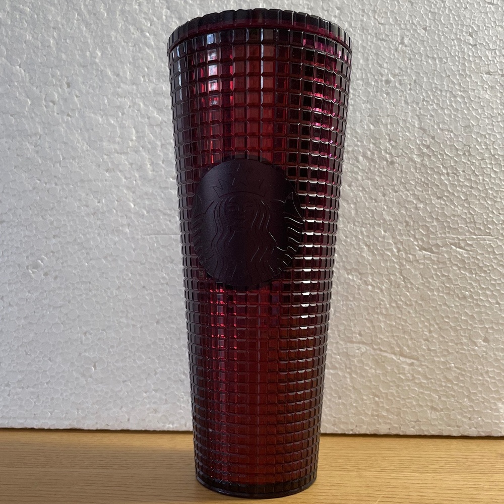 Starbucks Berry Plum Grid Disco Tumbler Christmas 2020 Cold Cup 24 oz Retired
